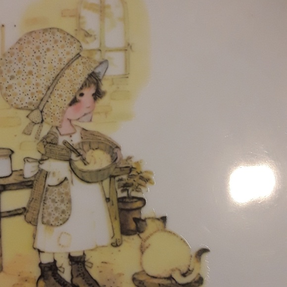 Classic Holly Hobbie dinner plate - Picture 3 of 4